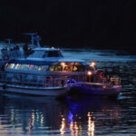 PASEO EN BOTE AL ATARDECER O CON LUNA LLENA - MEDIO DÍA