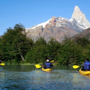 LAGO DEL DESIERTO: KAYAK - DÍA COMPLETO