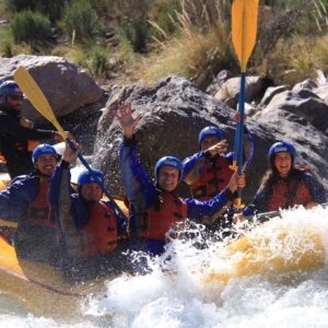 RAFTING EN EL CAMPAMENTO LOS ÁRBOLES - DÍA COMPLETO