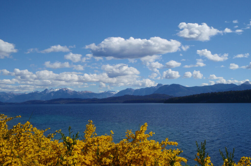 Bariloche-Lago-Nahuel-Huapi.jpg