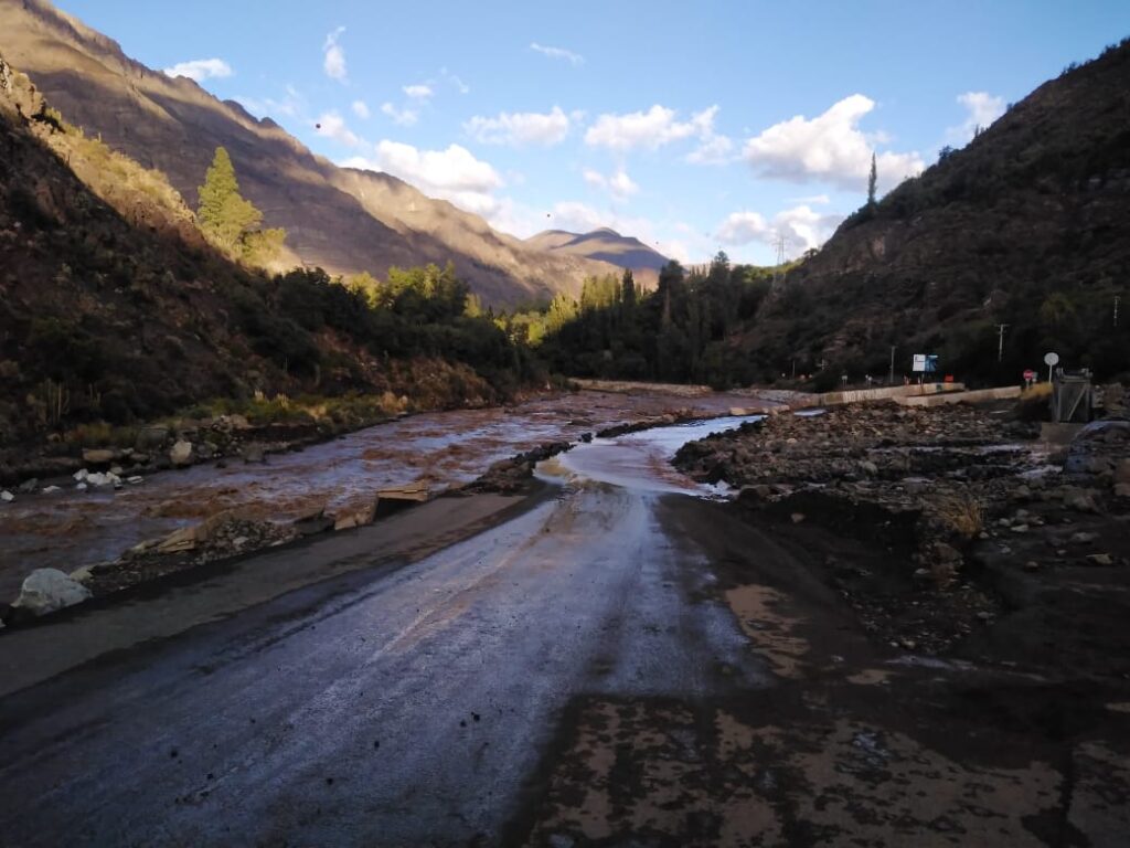 Cajon-del-Maipo.jpeg