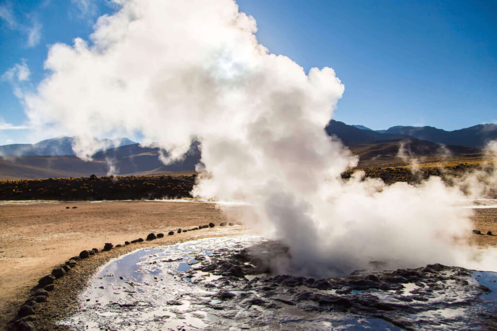 Geysers-del-Tatio-2.jpg