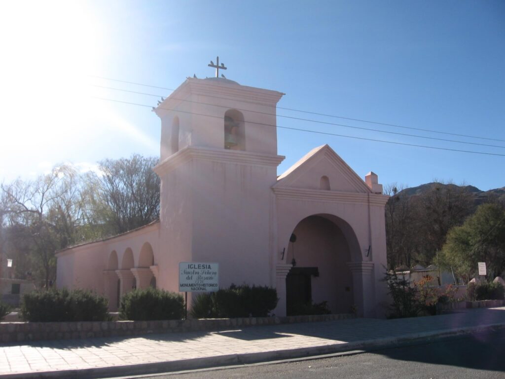 Hualfin-church.jpg