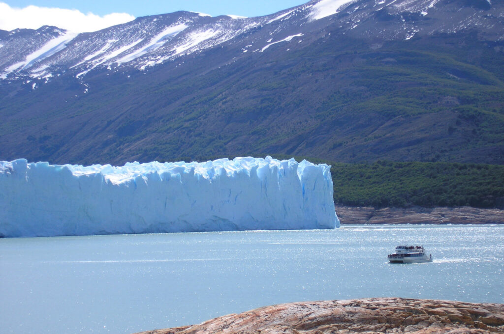 PERITO-MORENO-GLACIER.jpg