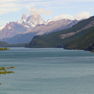 LAGO DEL DESIERTO: NAVIGATION - full-day